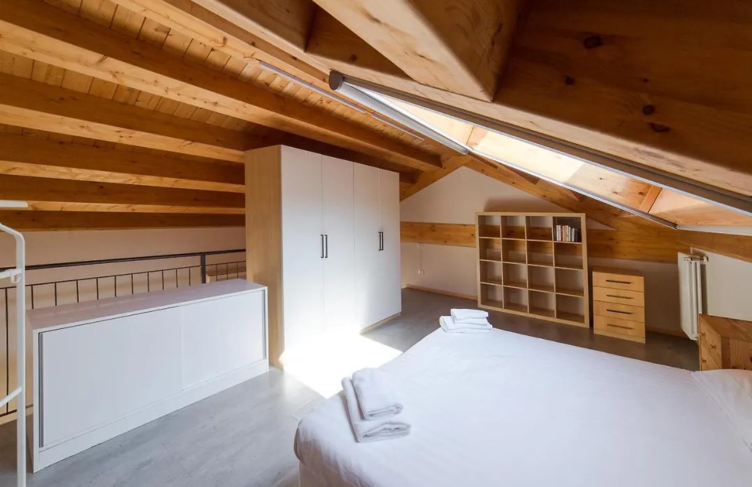 Hbhall Residenze Darsena-1
